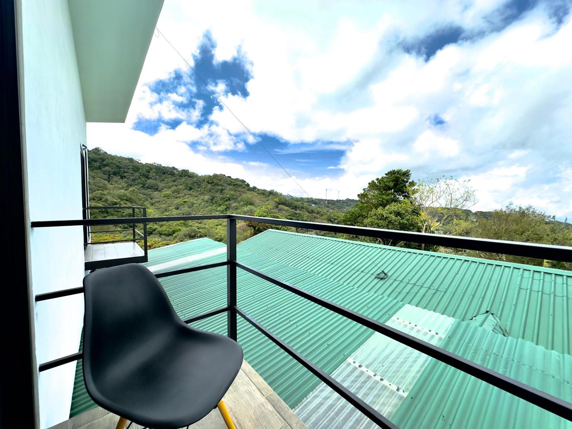 Black & White Apartments Monteverde Dış mekan fotoğraf